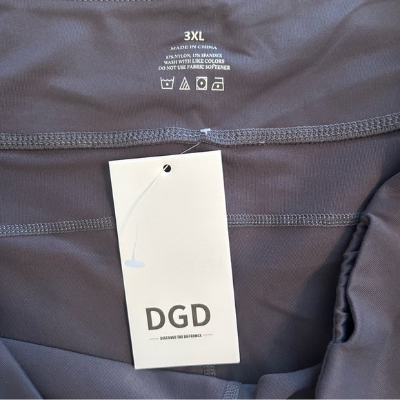NWT, DGD Women’s High Waist Stretch Bootcut Flared Leggings, Size 3XL - Picture 5 of 6